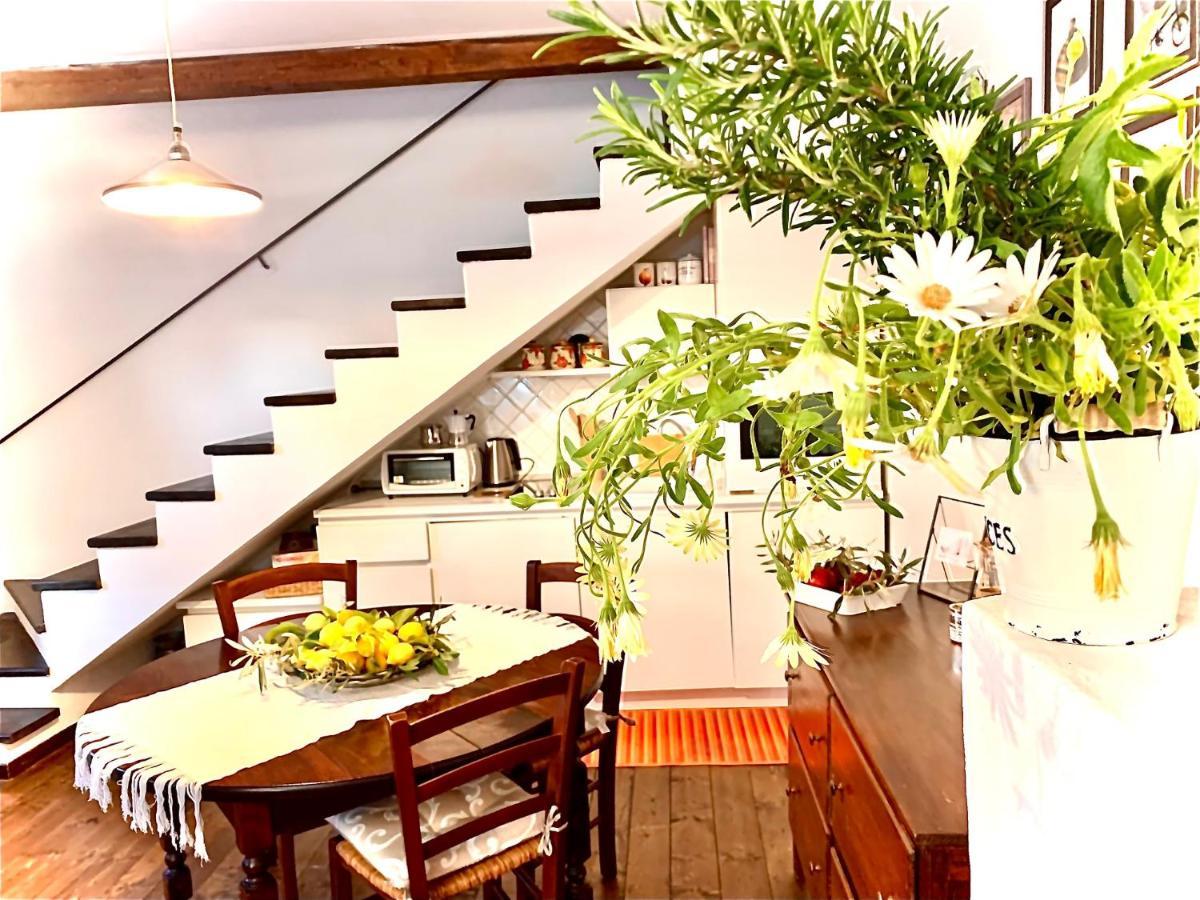 Holiday home La Maisonette: Historic Center Laconi